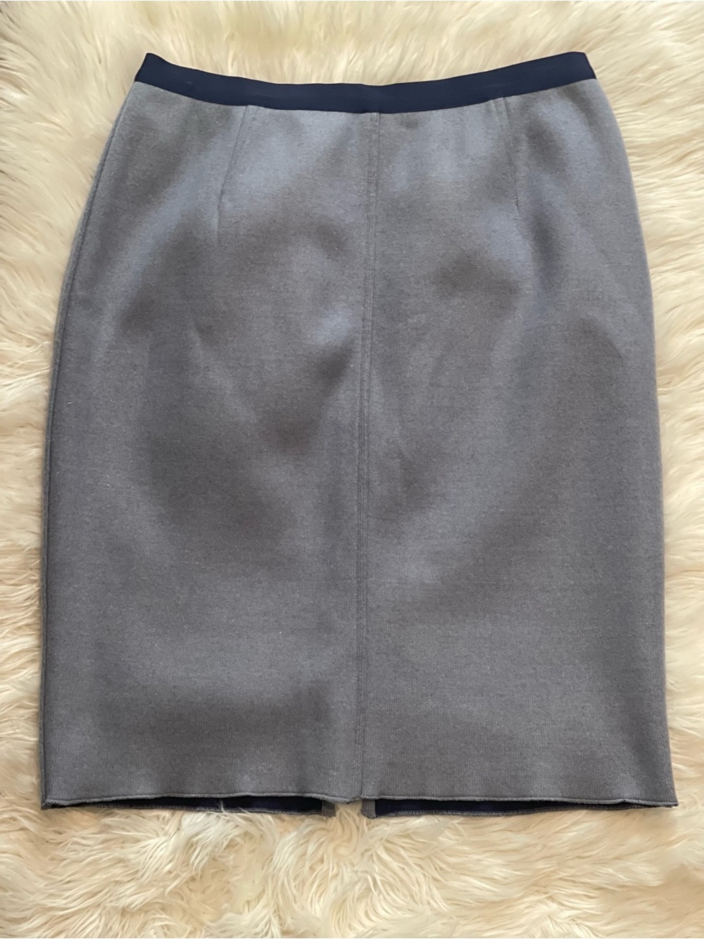 Lela Rose 100% Cashmere Light Blue Pencil Skirt Navy Trim Size 8